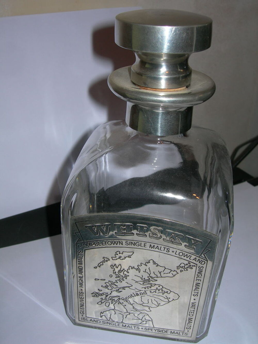 V&eacute;ritable carafe &agrave; Whisky Cuisine