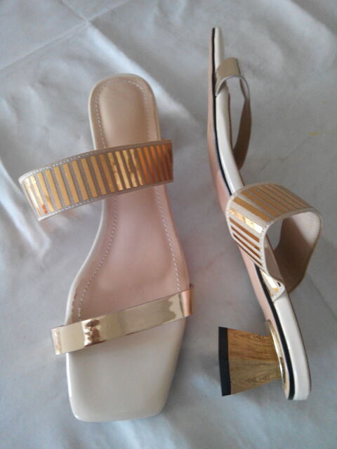 Sandales de luxe mi-talon T.38 0 Drancy (93)