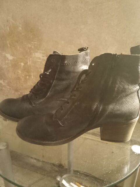 Bottines fourr�es noires � talons femmes T.41 15 Ch�teaudun (28)