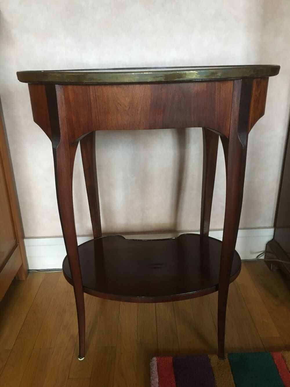 Gu&eacute;ridon ovale- Louis XV- acajou- plateau marbre Meubles
