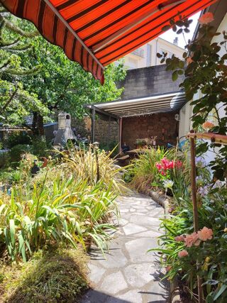  Maison � vendre 14 pi�ces 300 m�