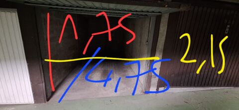  Parking / Garage  louer 10 m