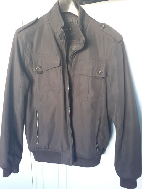 Blouson Homme taille L 10 Courbevoie (92)
