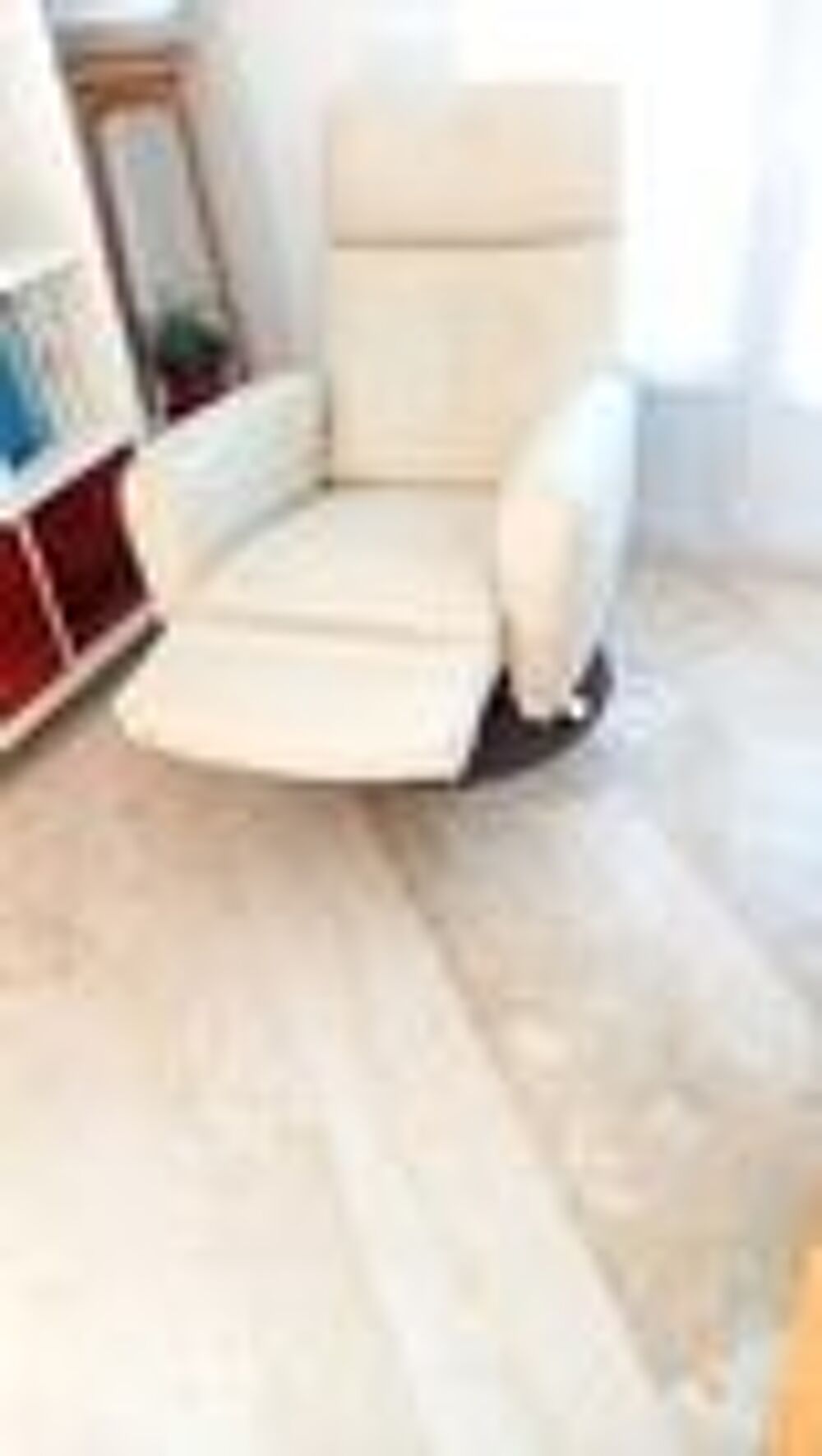 Canap&eacute; et fauteuil en cuir Meubles