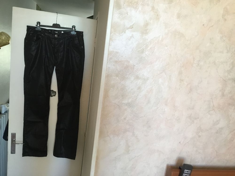 Pantalon Vêtements