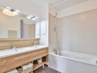  Appartement à louer 3 pièces 61 m²