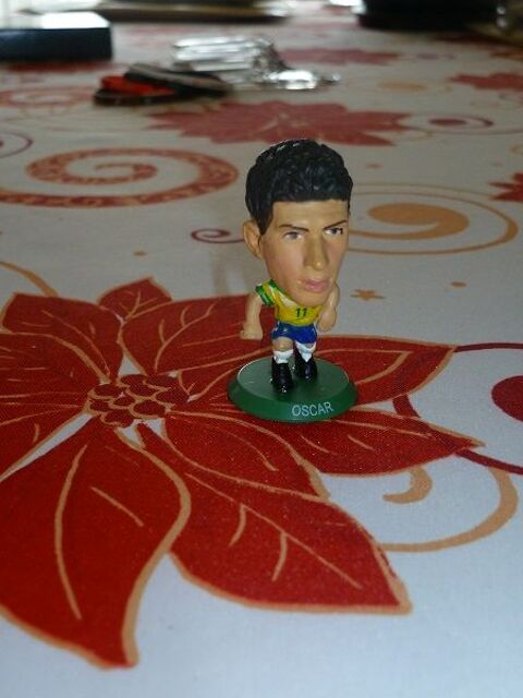 Figurine Oscar footballer joueur sport TV film cin 4 Fèves (57)