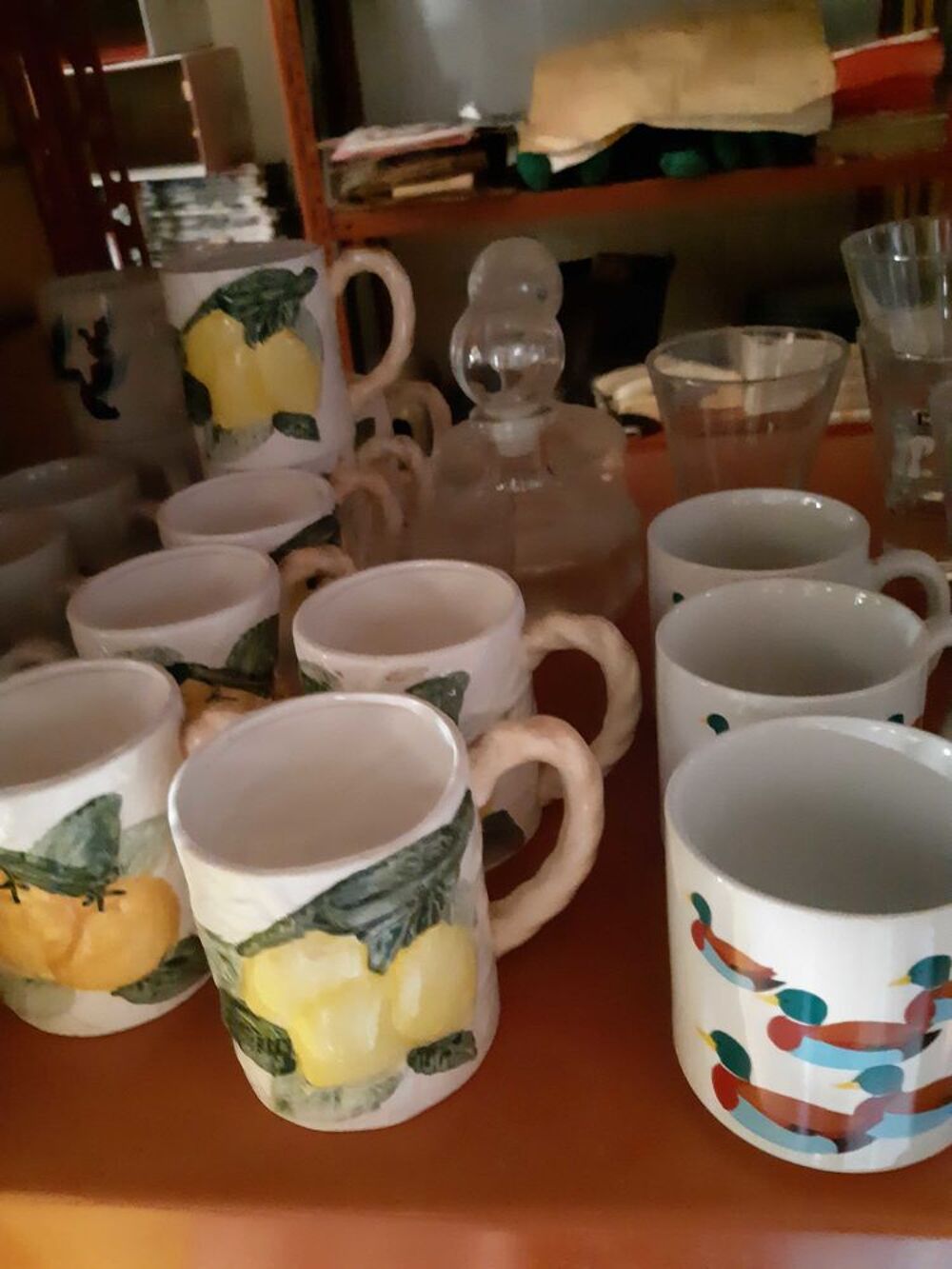 plusieurs tasses Décoration
