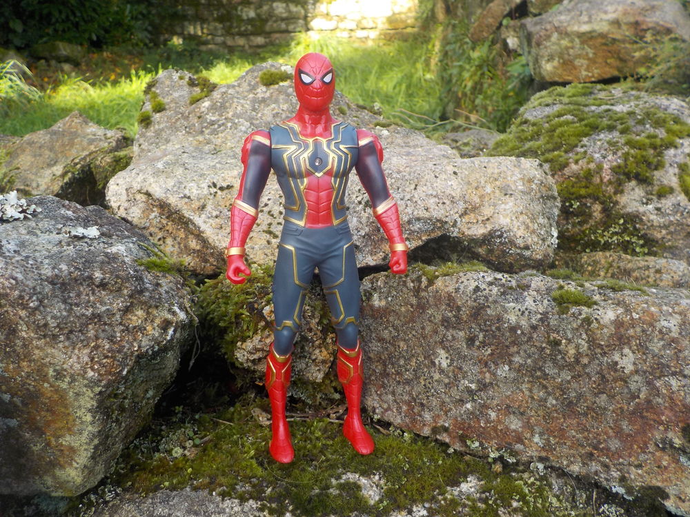 FIGURINE SPIDERMAN 17 cm de haut Jeux / jouets