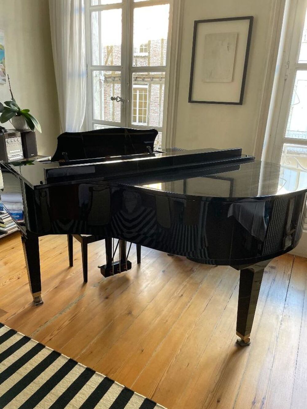  Piano &agrave; queue Yamaha GC1 Instruments de musique