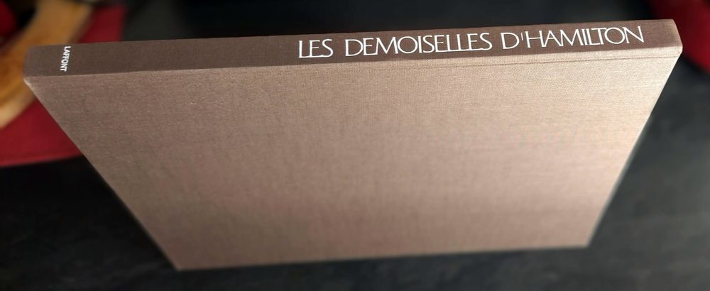 David Hamilton Album photos "Les Demoiselles d'Hamilton".
Livres et BD