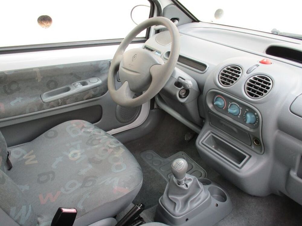 Twingo 1.2 60CV 2006 occasion 06600 Antibes