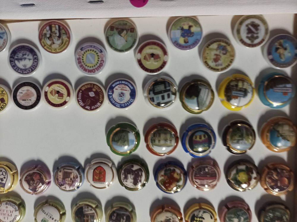 des centaines de f&egrave;ves dispos 