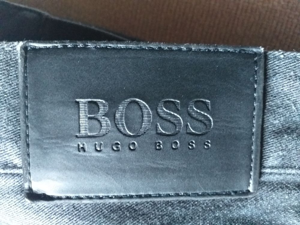 Jean Hugo Boss W34 L34 Vêtements