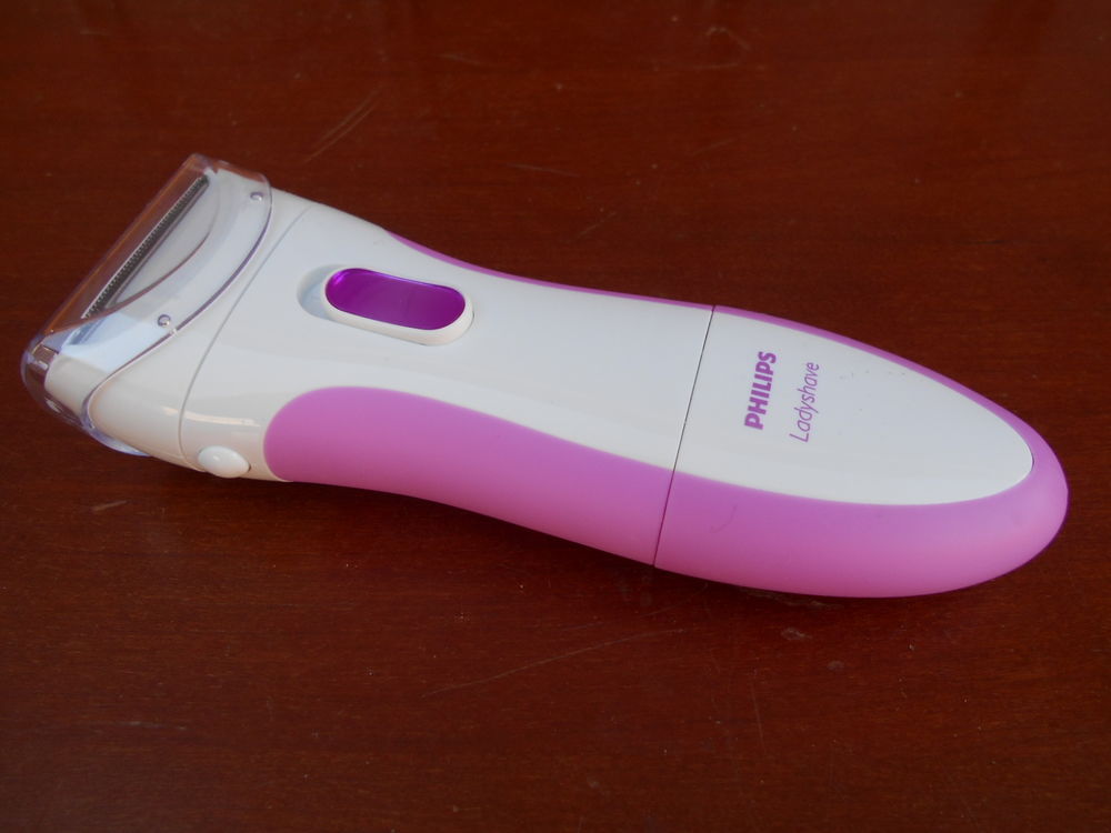 RASOIR Ladyshave " Philips " Electroménager
