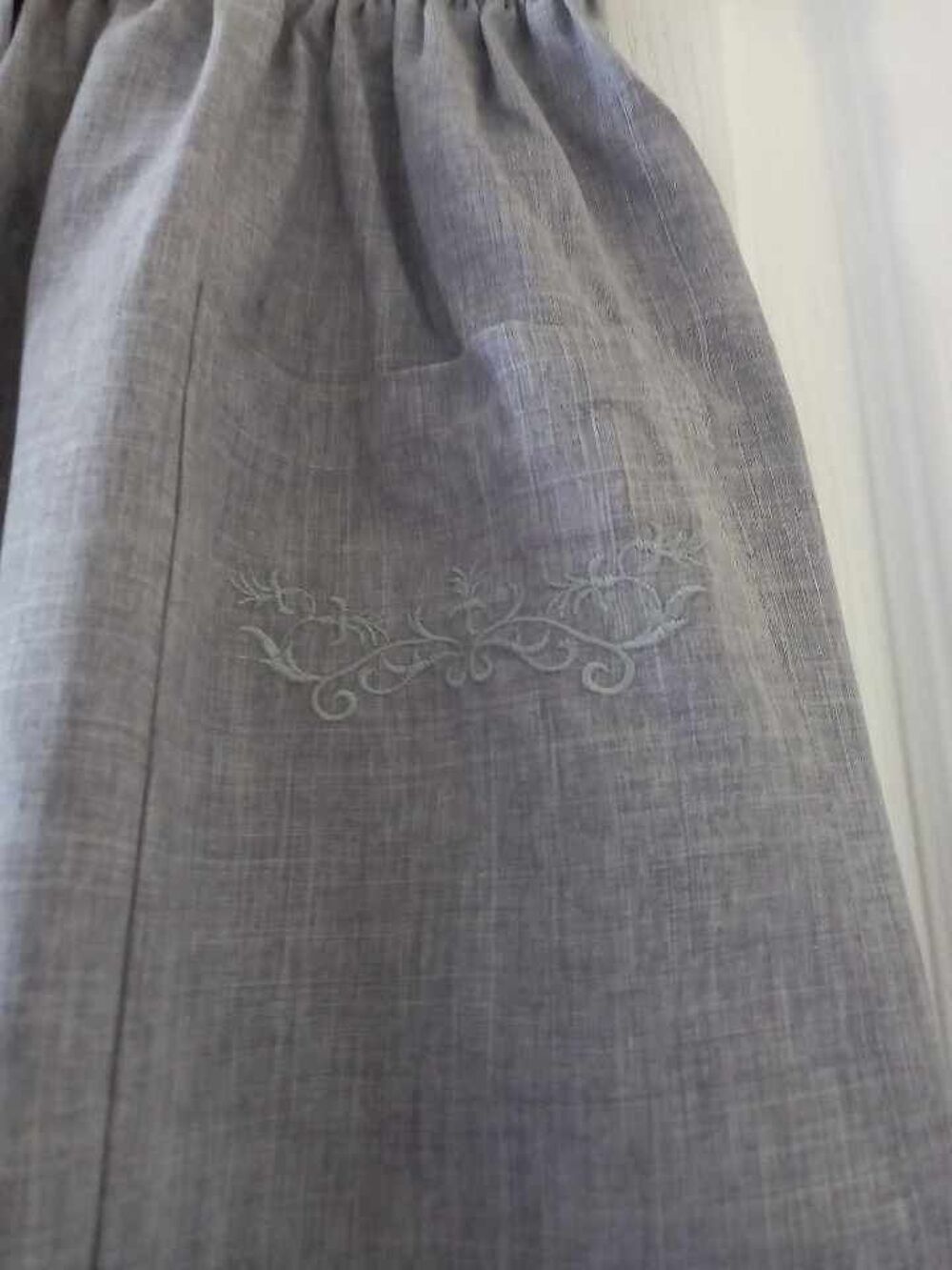Jupe grise taille M-L vintage Vêtements