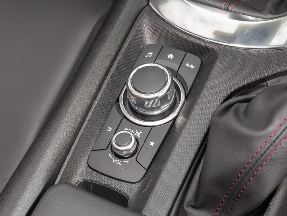MX-5 MX5 ST 2.0L SKYACTIV-G 160 ch Selection 2018 occasion 69007 Lyon