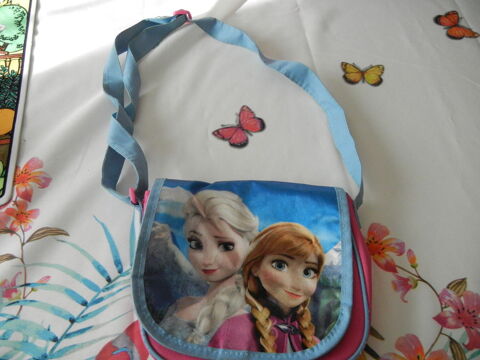 Sac bandouli�re Reine des Neiges 5 Voujeaucourt (25)