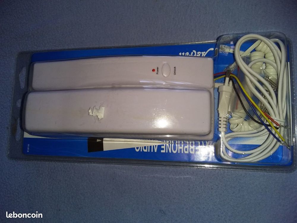 Interphone audio
Bricolage