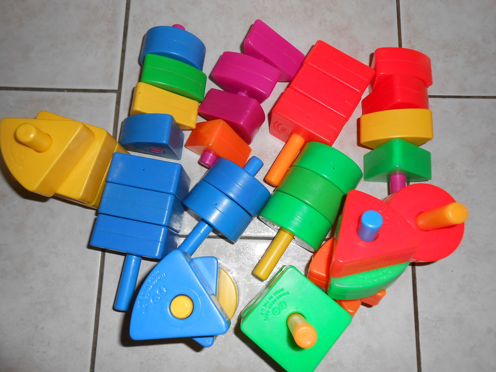 jouets et jeux de 0/ 3ans Jeux / jouets