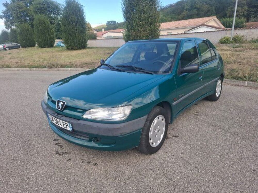 306 1.4i Equinoxe 1998 occasion 38150 Roussillon