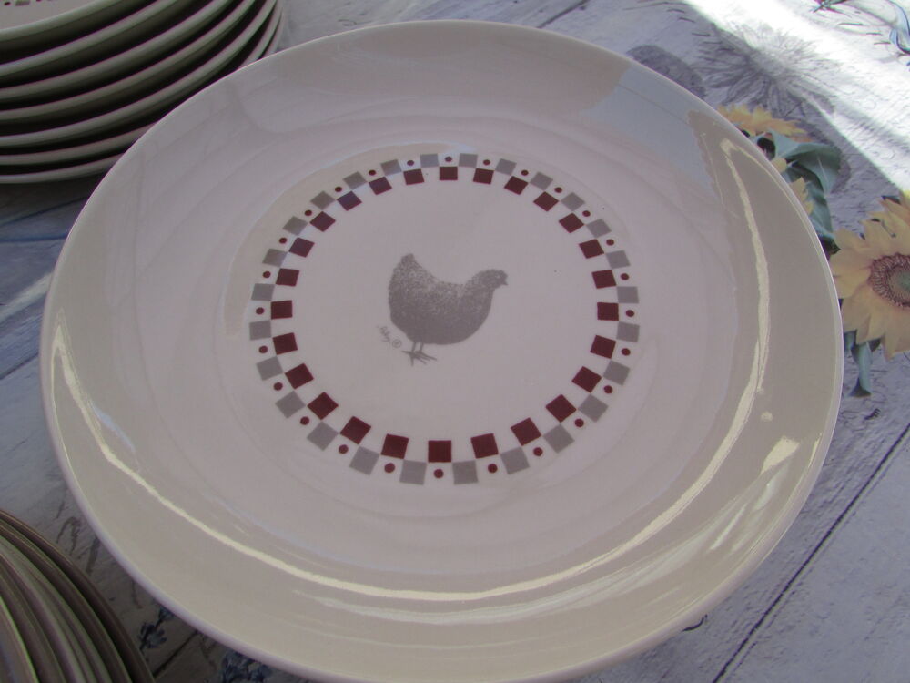 service de14 assiettes plates et 14 assiettes desserts neuve Cuisine