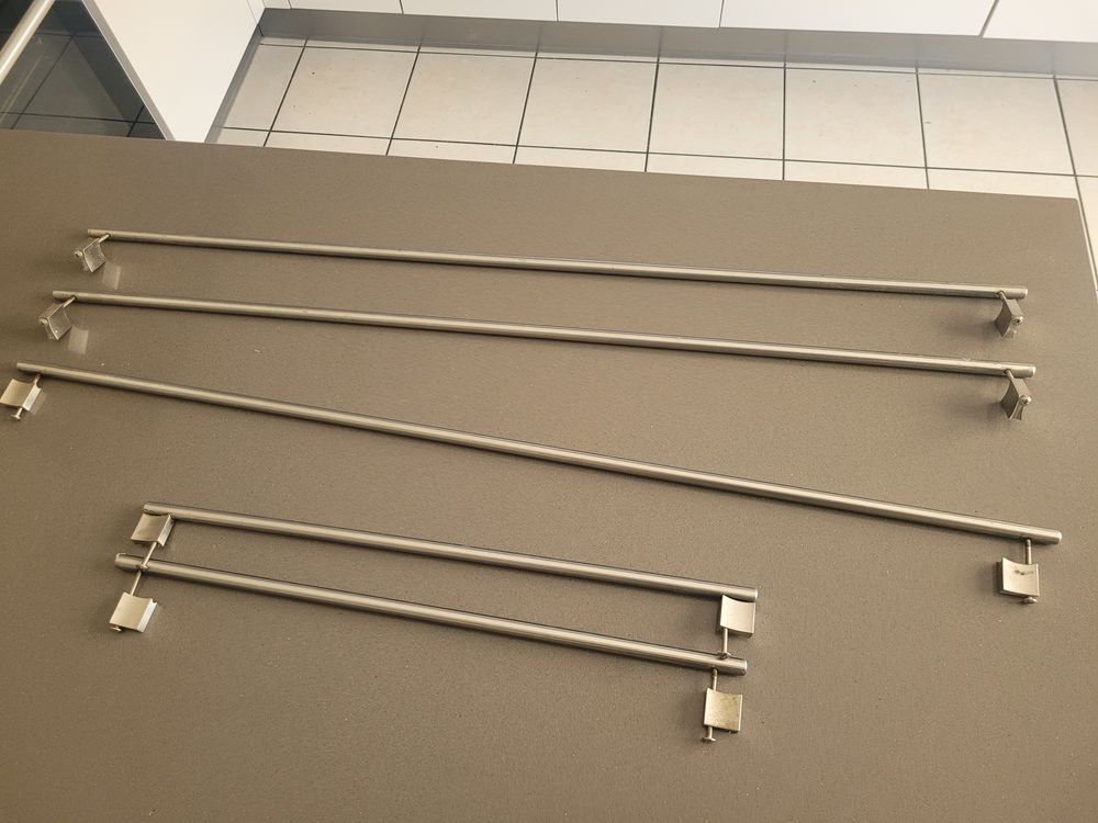 Poignets porte MOBALPA inox bross&eacute; meuble cuisine Bricolage