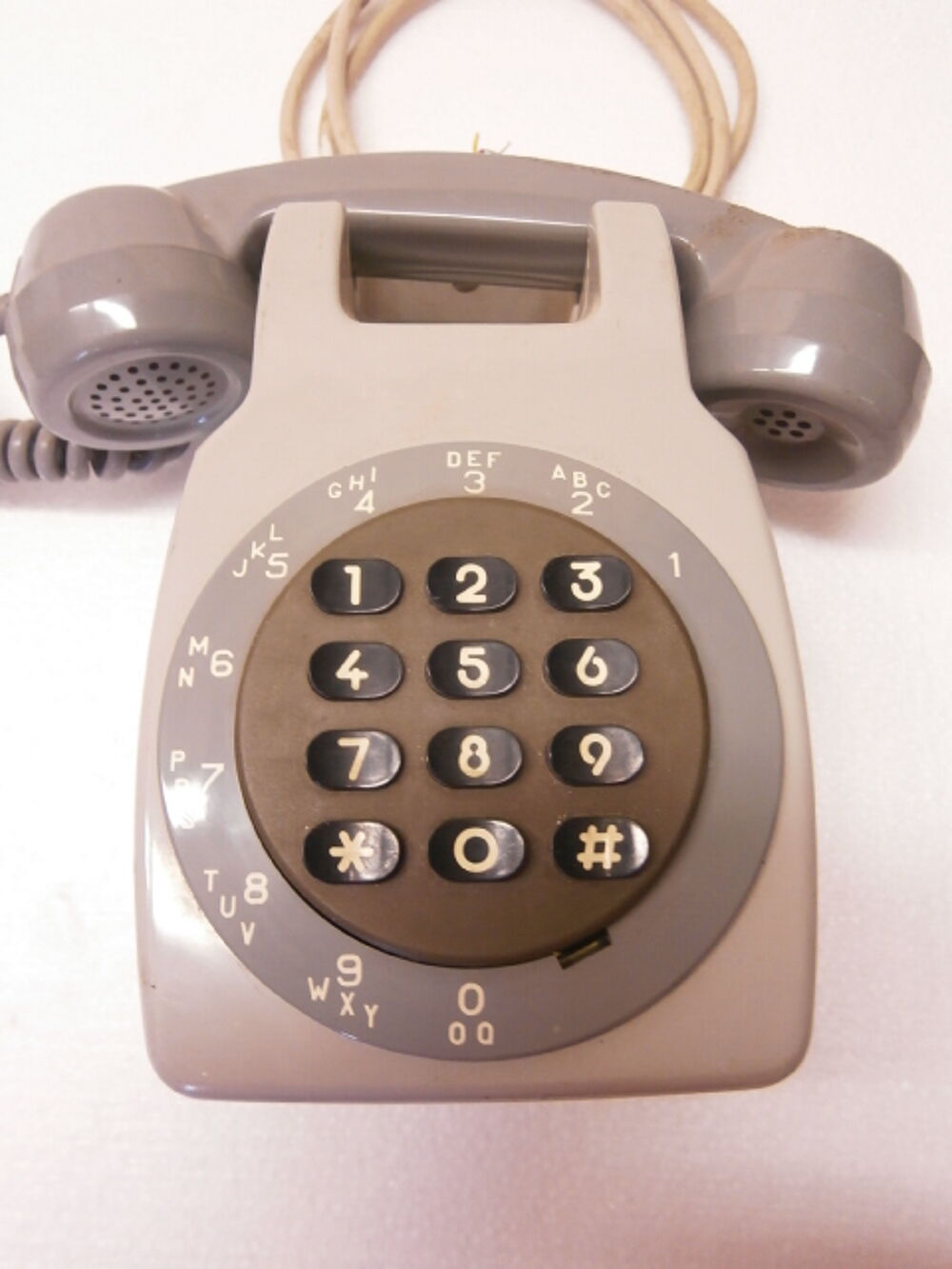T&eacute;l&eacute;phone de collection S70401 mural clavier &agrave; touches 