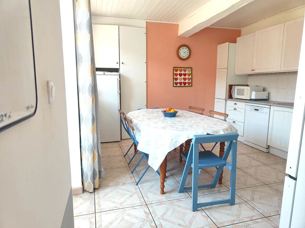 Vente Maison Maison familiale en pierre, mitoyenne. Vaulx-milieu