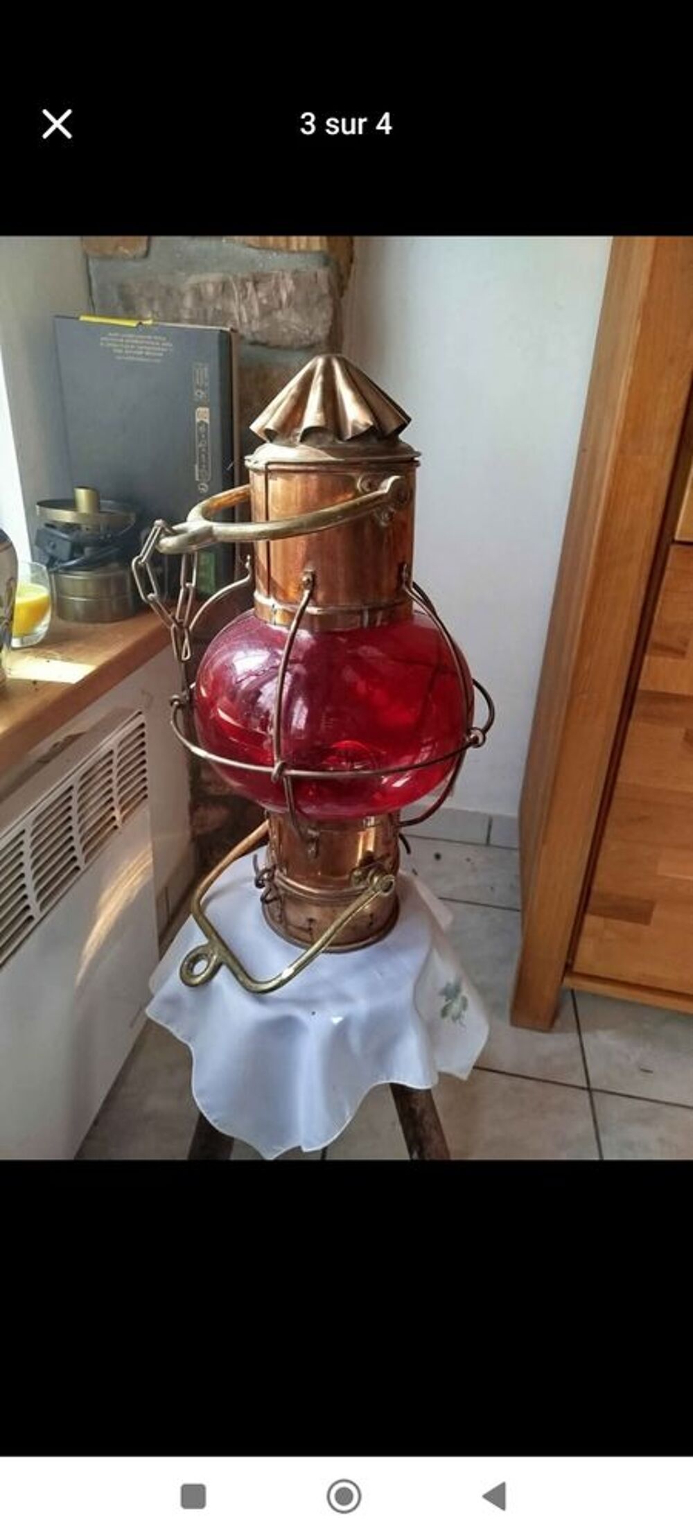 Lampe ancienne de bateau Maroquinerie