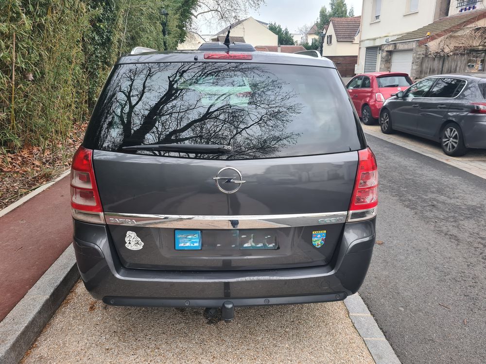 Zafira 1.7 CDTI - 110 ch FAP ecoFlex Cosmo Pack 2009 occasion 92350 Le Plessis-Robinson