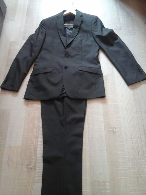 Costume homme 100 Ceillac (05)