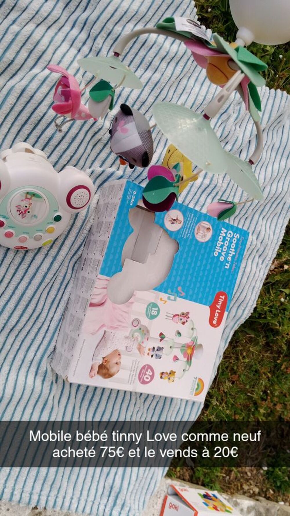 Mobile b&eacute;b&eacute; musical marque tinny Love Puériculture