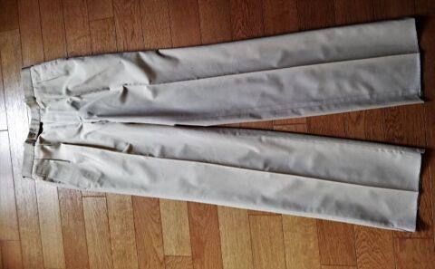 pantalon �cru  beige  T40 4 Clermont-Ferrand (63)