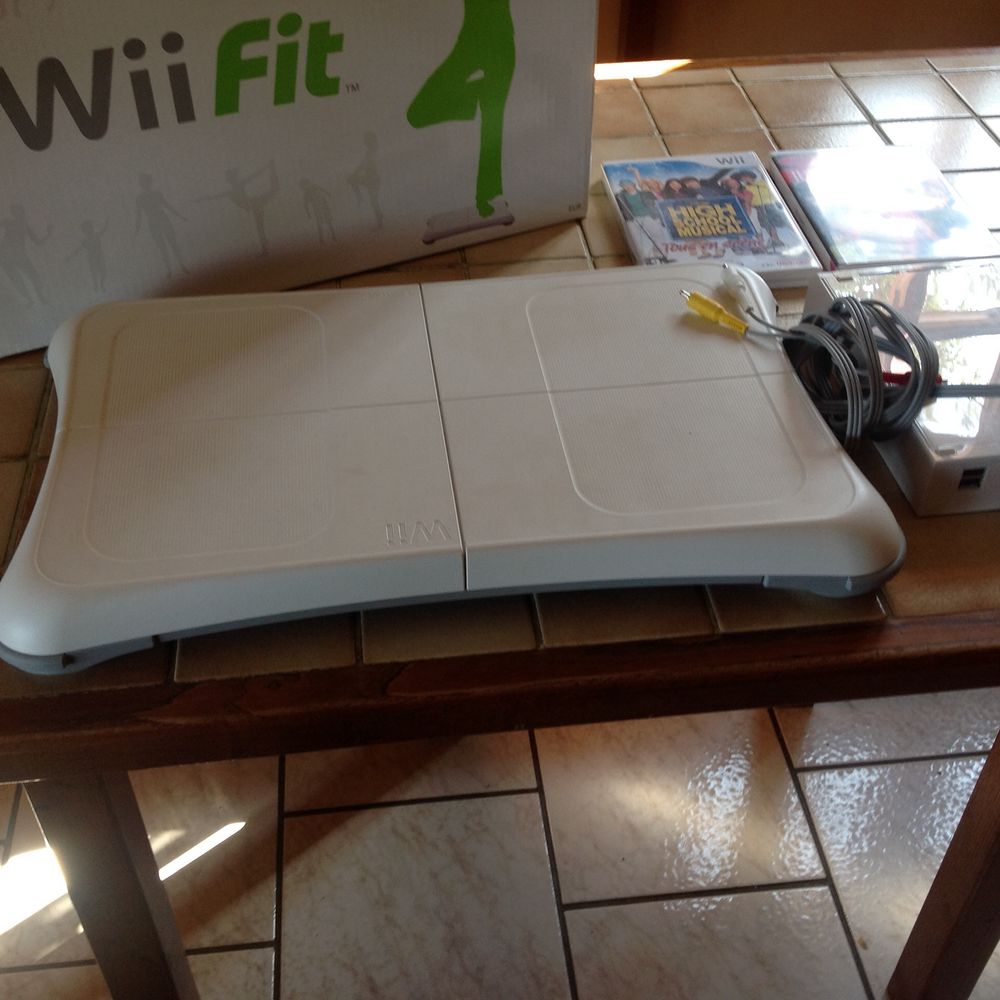 console - WIIFIT Sports