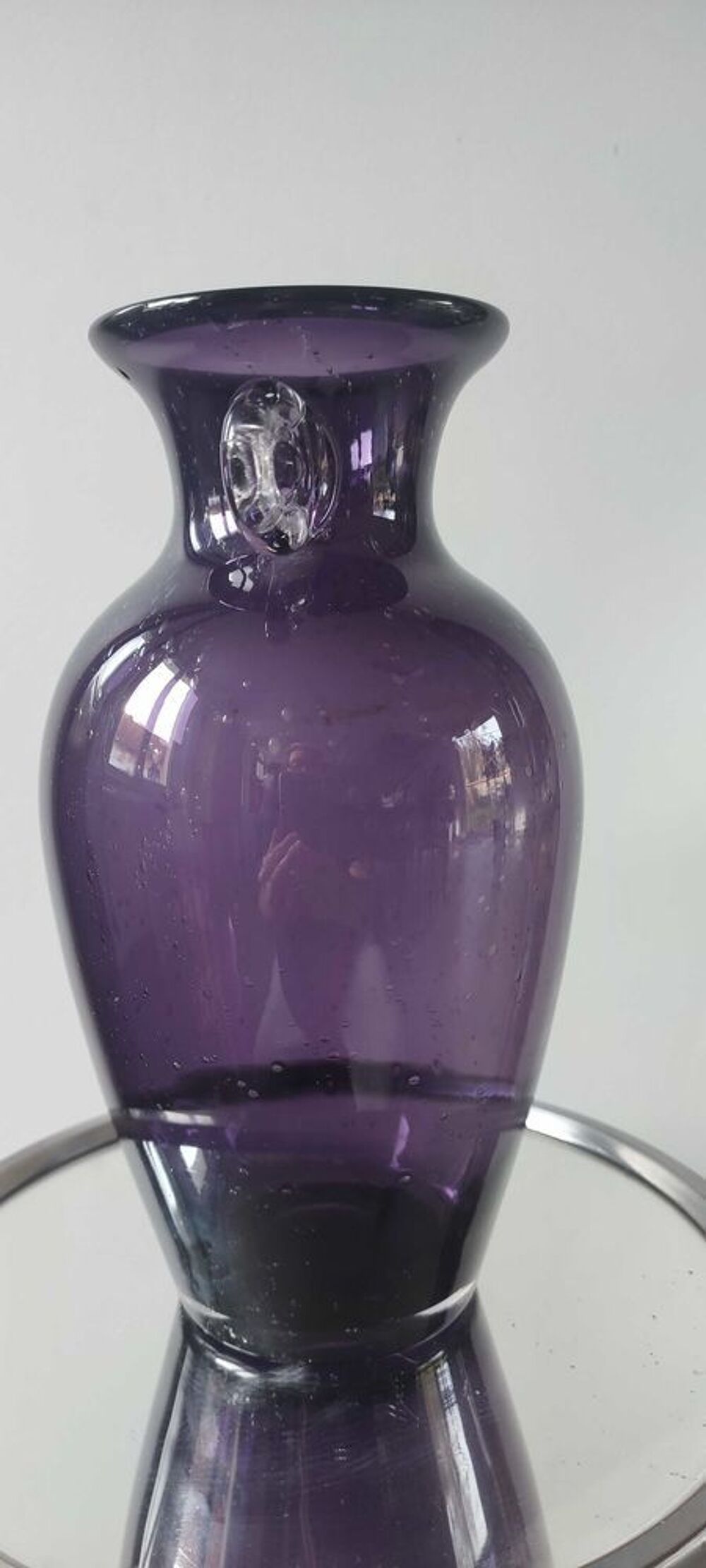 Vase italien vintage en verre d'art souffl&eacute; 