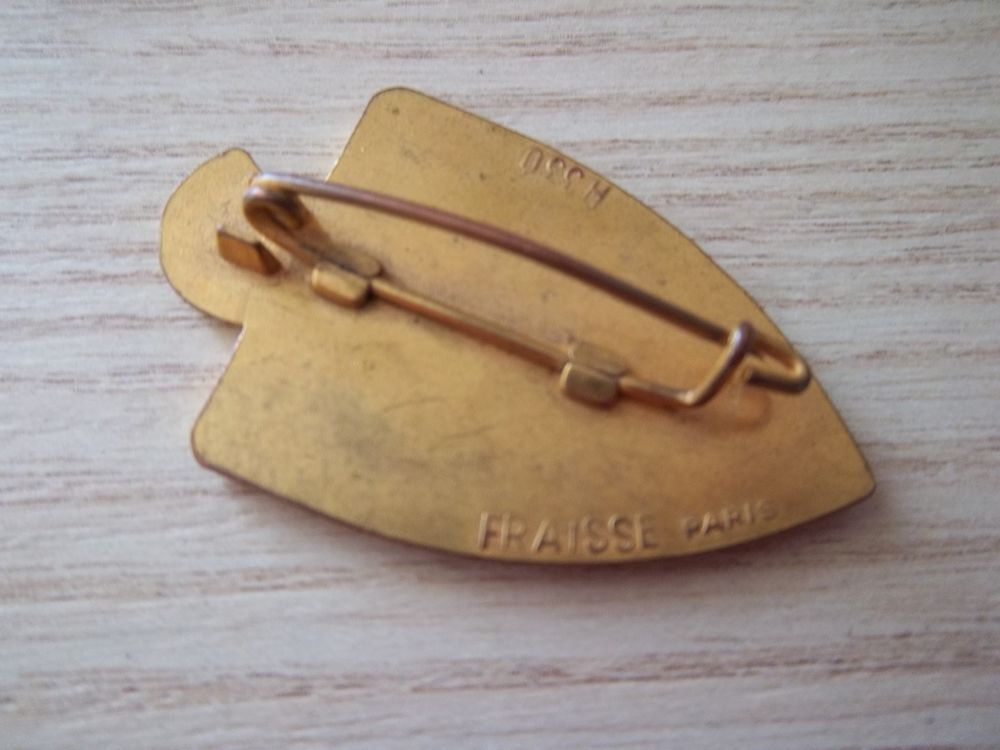 insigne militaire 2 &eacute;me r&eacute;giment du g&eacute;nie ( Delsart ) H330 