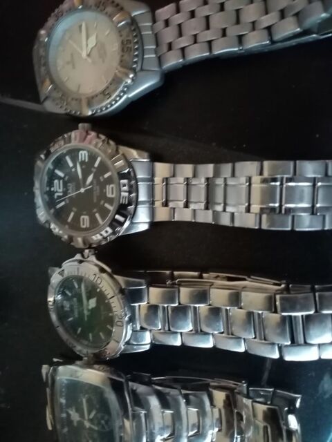 lot de 4 montres de marque 220 Lucciana (20)