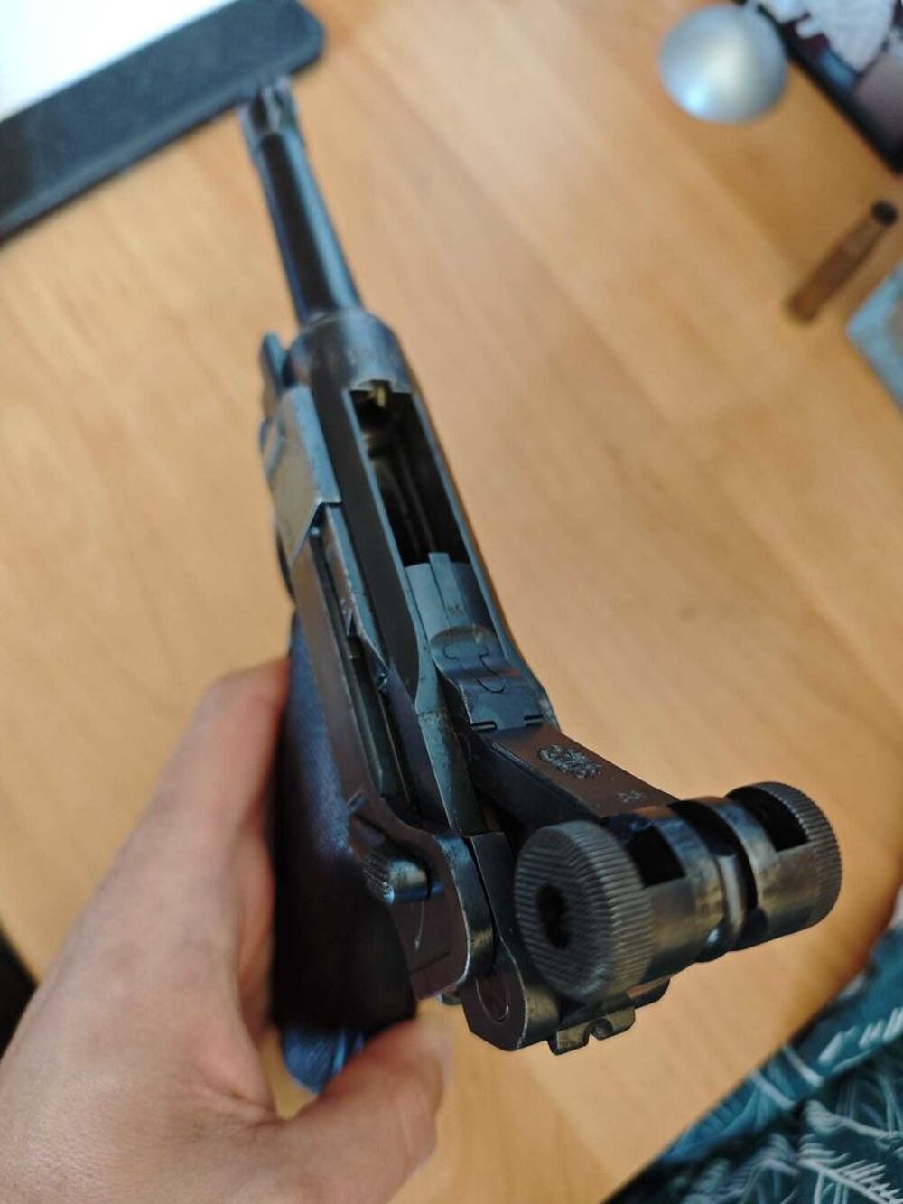 arme, fusil, r&eacute;volver, pistolet 