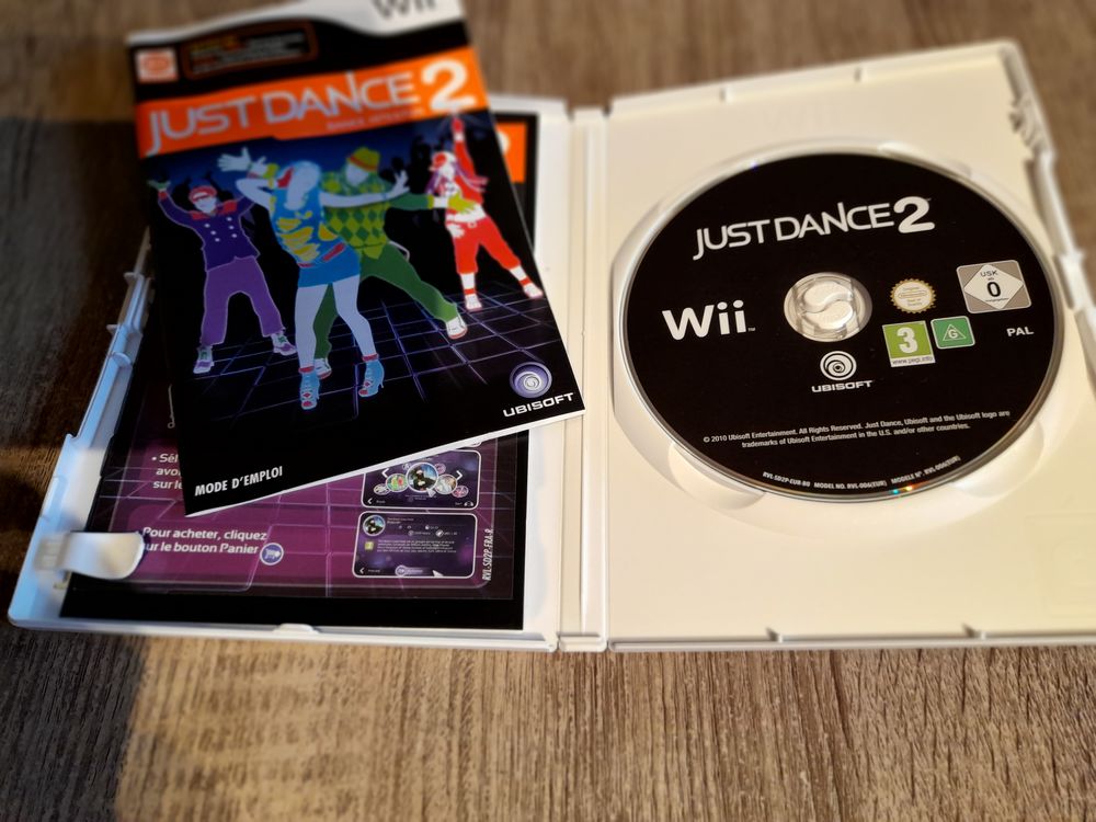 Jeu WII "Just Dance 2" Consoles et jeux vidéos