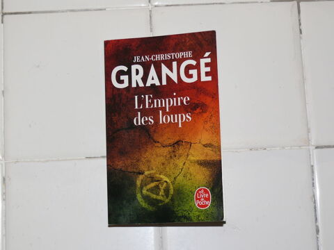 Livre :  L'Empire des loups  1 Saintes (17)