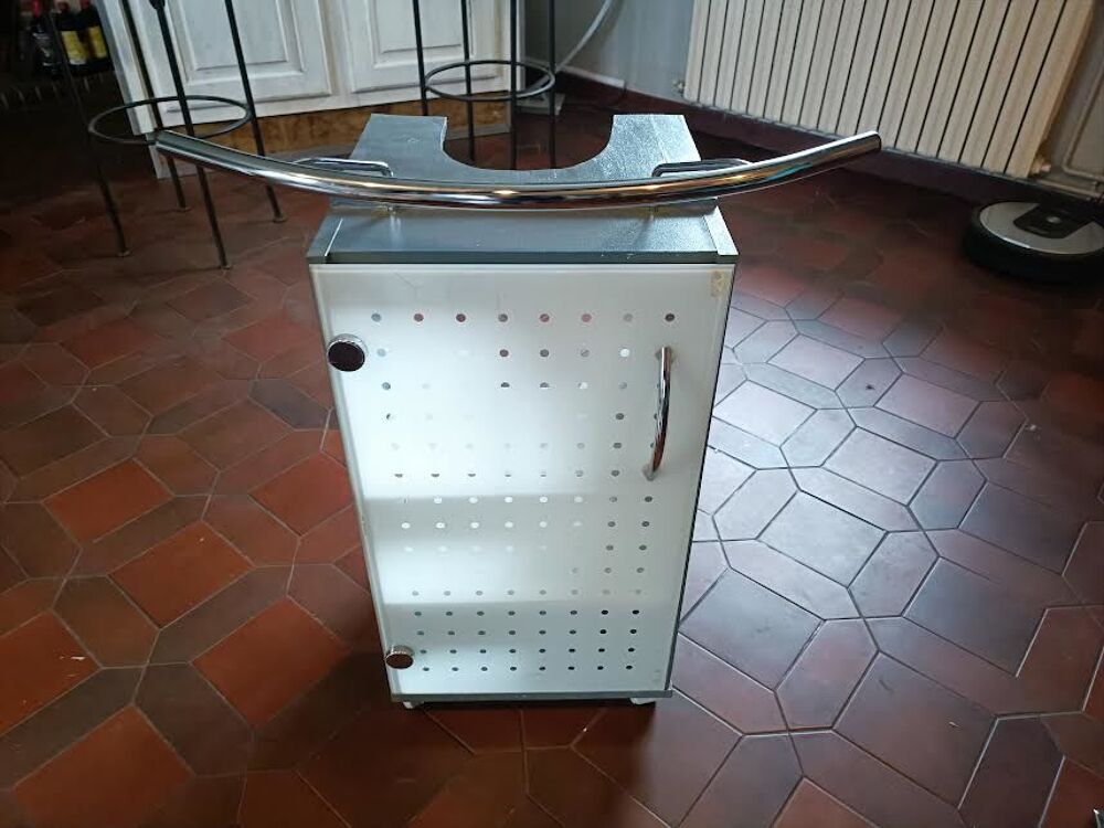PETIT MEUBLE SOUS LAVABO Meubles