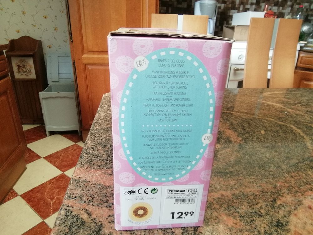 Appareil BESTON pour donuts neuf Electroménager