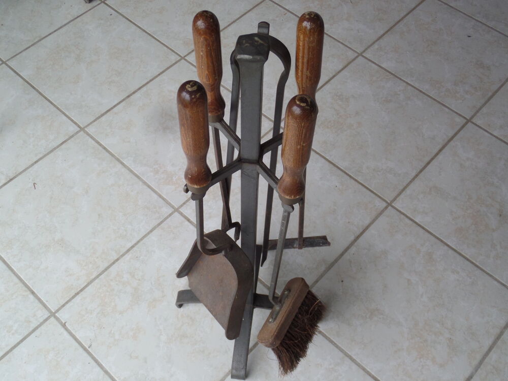 Serviteur de chemin&eacute;e Décoration
