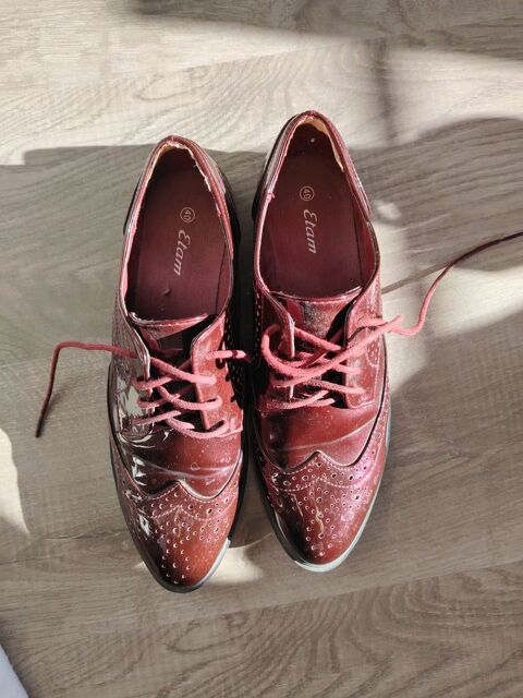 Chaussures femme mod�le Derby 6 Cros De Cagnes (06)