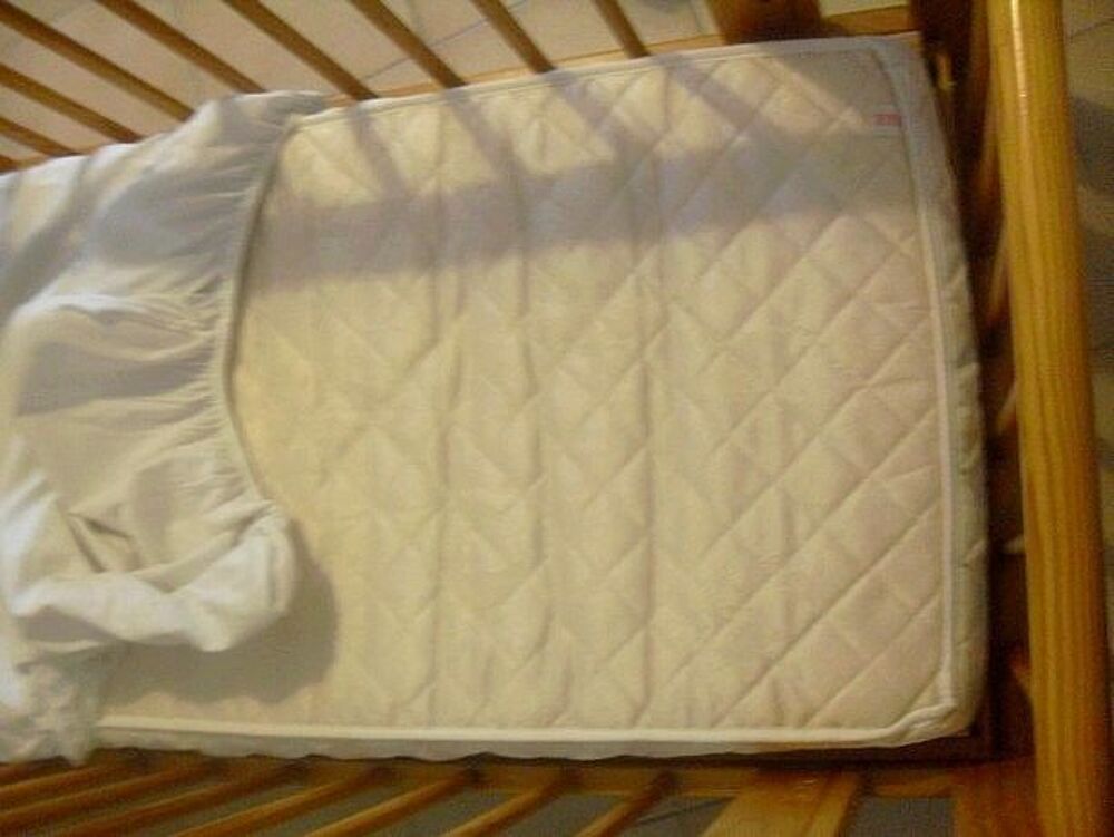 Lit &agrave; barreaux en pin Mobilier enfants
