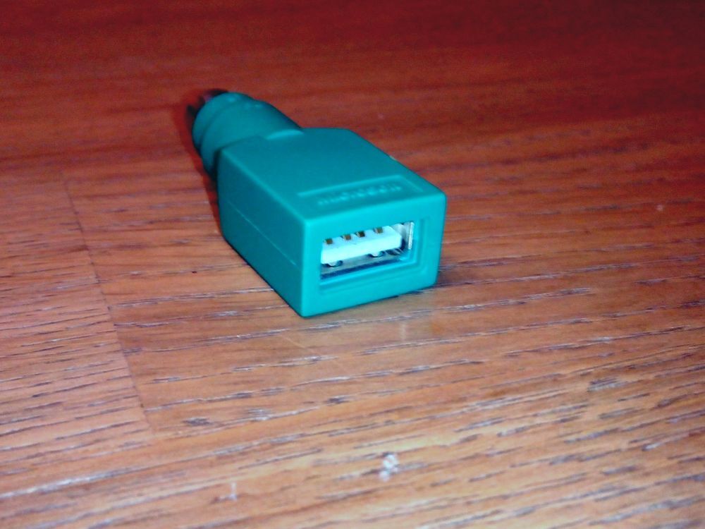 Adaptateur USB vers ps/2 Mat�riel informatique