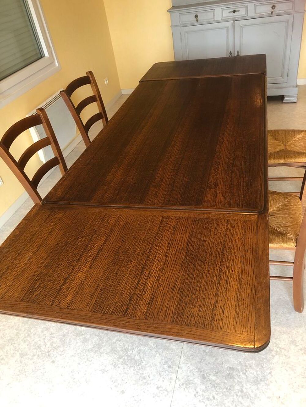 Lot Table + 6 chaises Meubles
