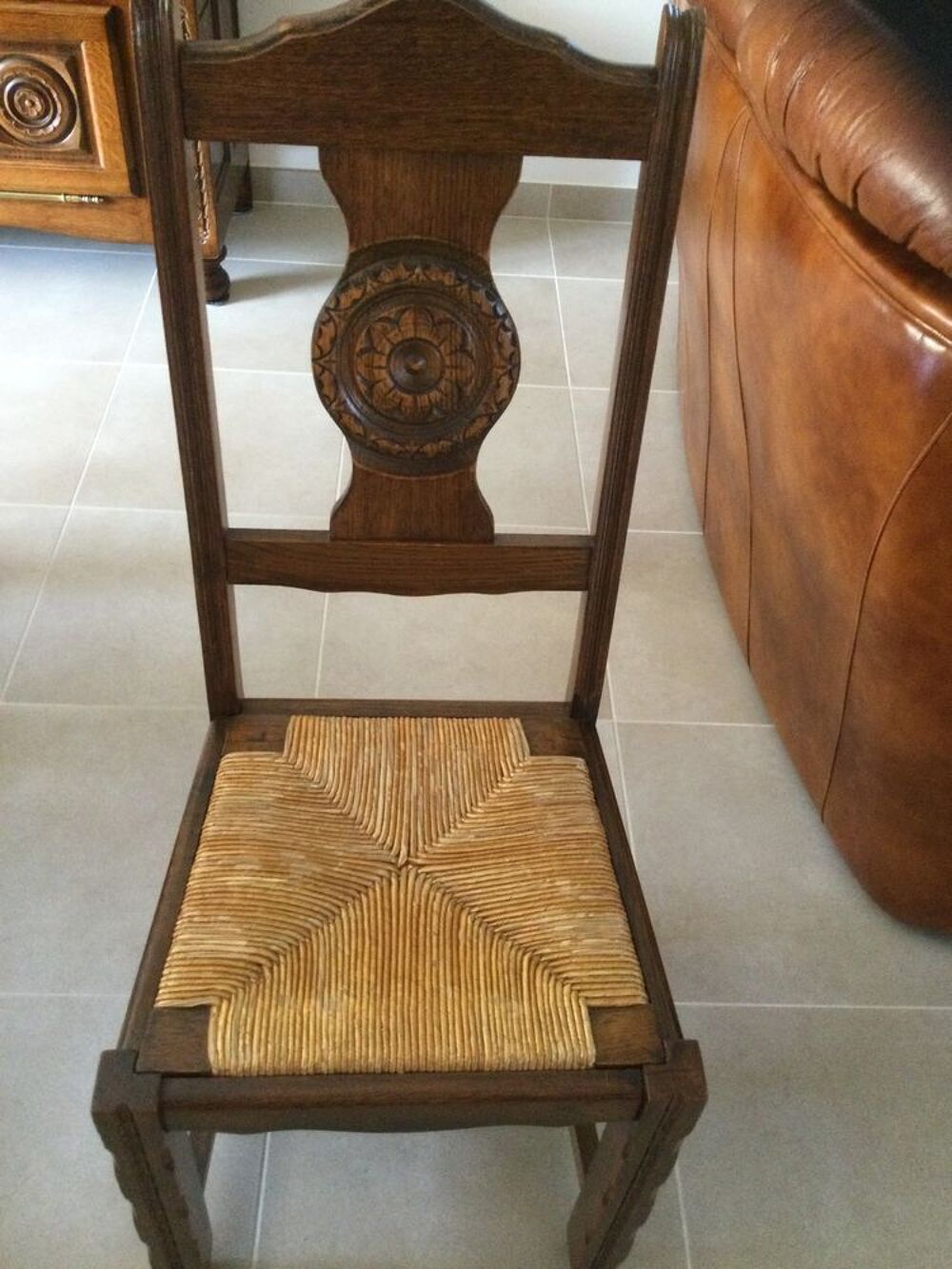 Chaises 
Meubles