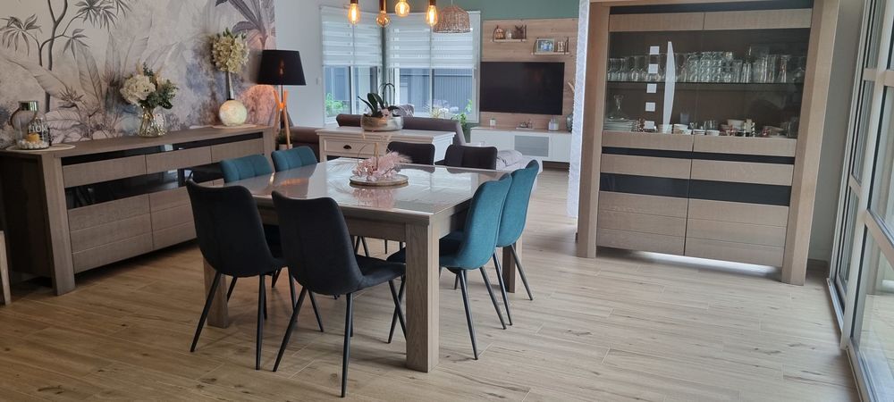 Salle &agrave; manger moderne en bois Meubles